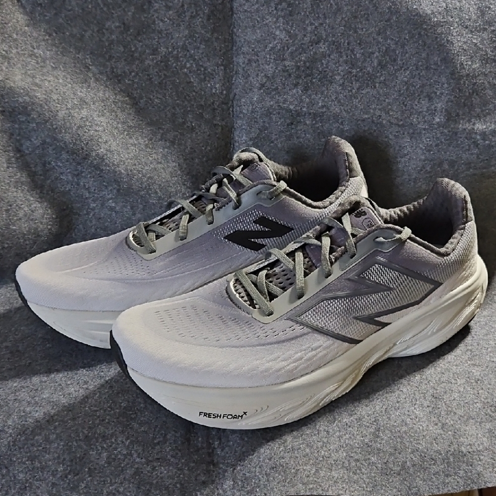 New Balance Men's Fresh Foam X 1080 V14 Running Shoe